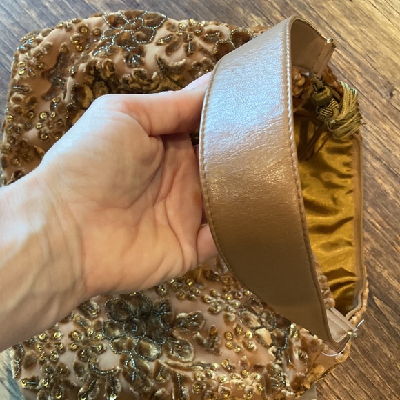 Purse NWT - Picture 9 of 12